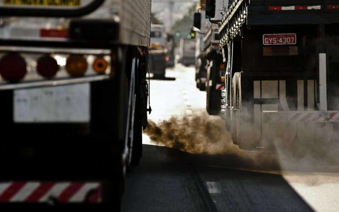 Senado aprova antecipação das metas de redução de gases em 5 anos