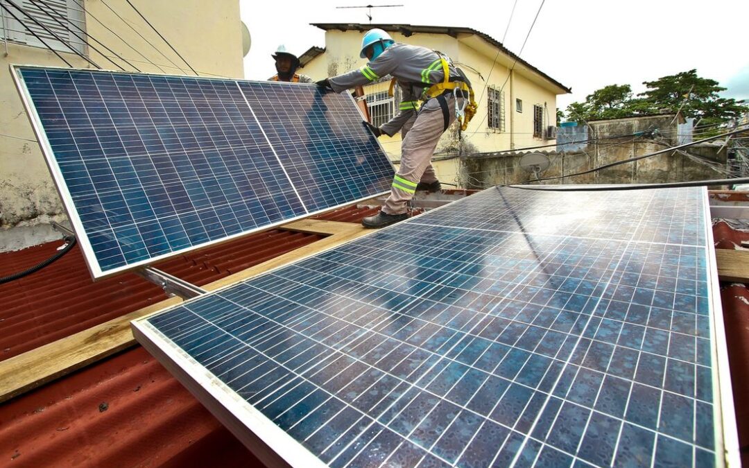 A cada dois minutos, um sistema solar é instalado no Brasil