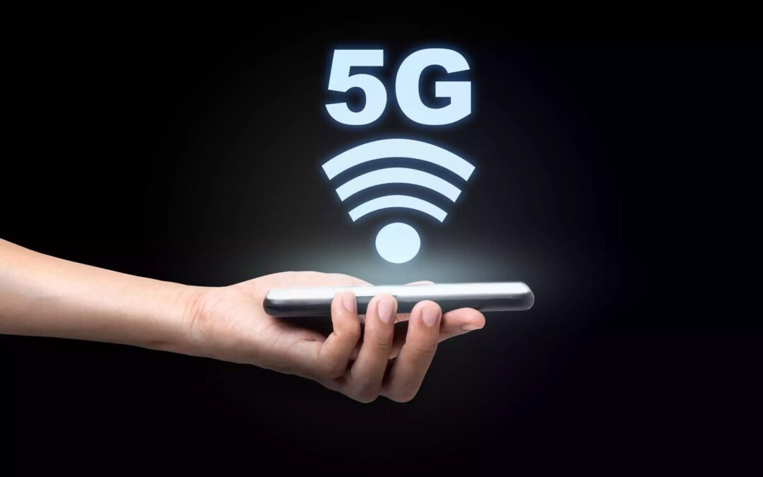 Leilão do 5G: operadoras terão que investir ao menos R$ 7,6 bi para levar internet a escolas públicas