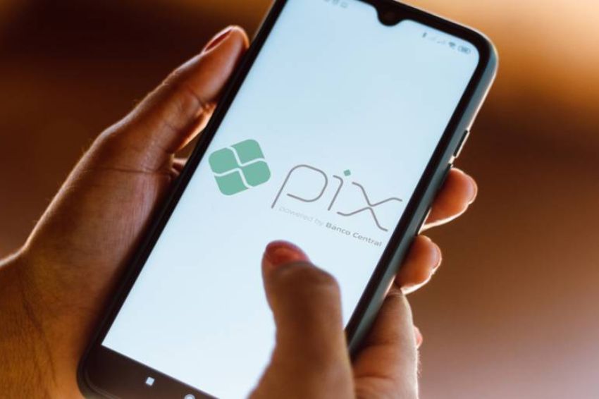 Distribuidoras terão que disponibilizar PIX para pagamento da conta de luz