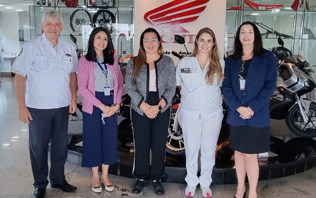 Crea-AM participa de reunião institucional na Moto Honda da Amazônia