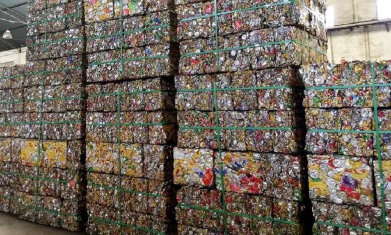 Brasil recicla quase 100% das latinhas e bate recorde histórico