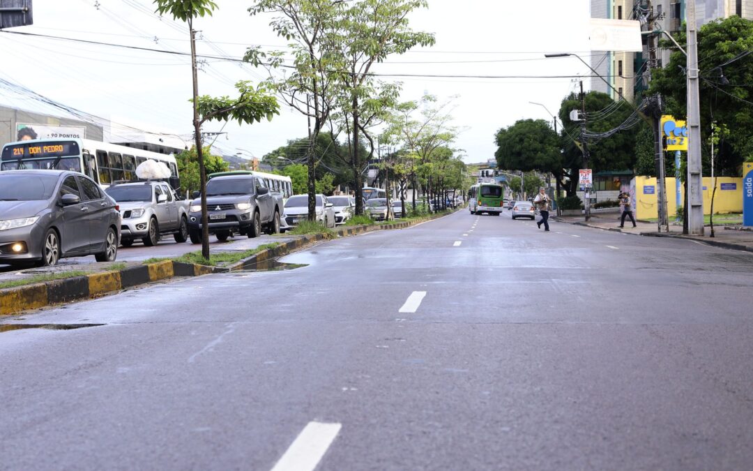 Obras na Av. Djalma Batista começam nesta quarta-feira; confira rotas alternativas