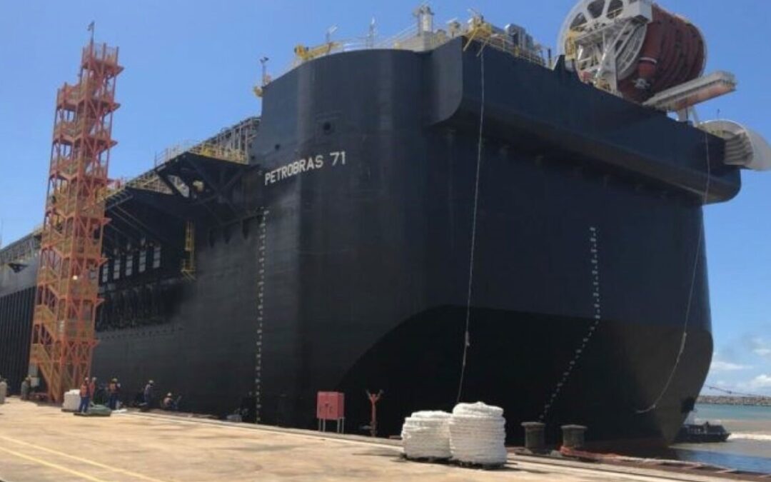 Nova plataforma de petróleo flutuante da Petrobrás deve ser finalizada em setembro