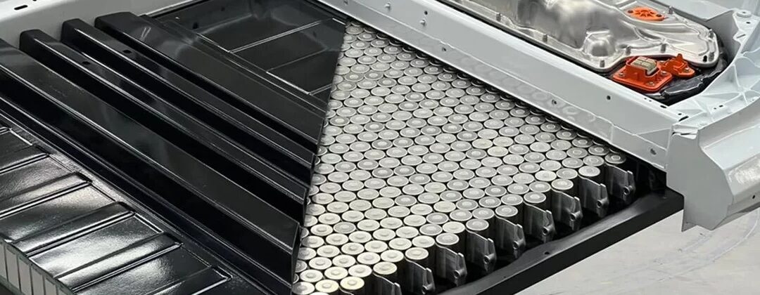 Tesla de Elon Musk projeta bateria de carro elétrico para durar 100 anos