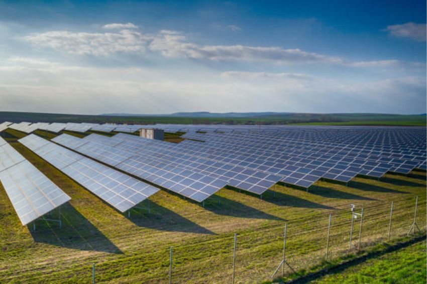 Brasil registra novos recordes na geração de energia solar em fevereiro