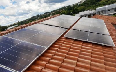 Internet 5G, veículos elétricos e baterias dobrarão volume de sistemas fotovoltaicos