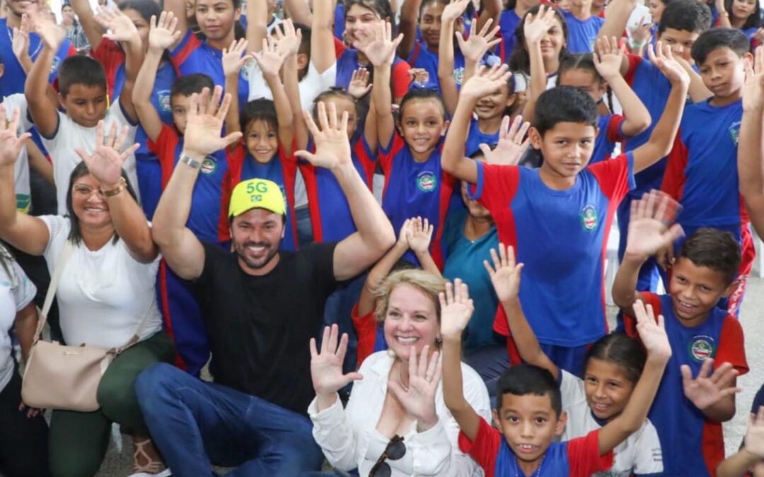 Starlink, de Elon Musk, ativa serviço de internet em escola do Amazonas