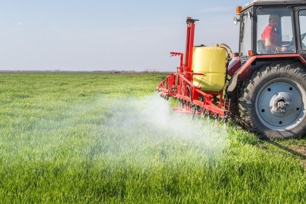 Brasil tem fertilizantes até outubro, garante ministra da Agricultura