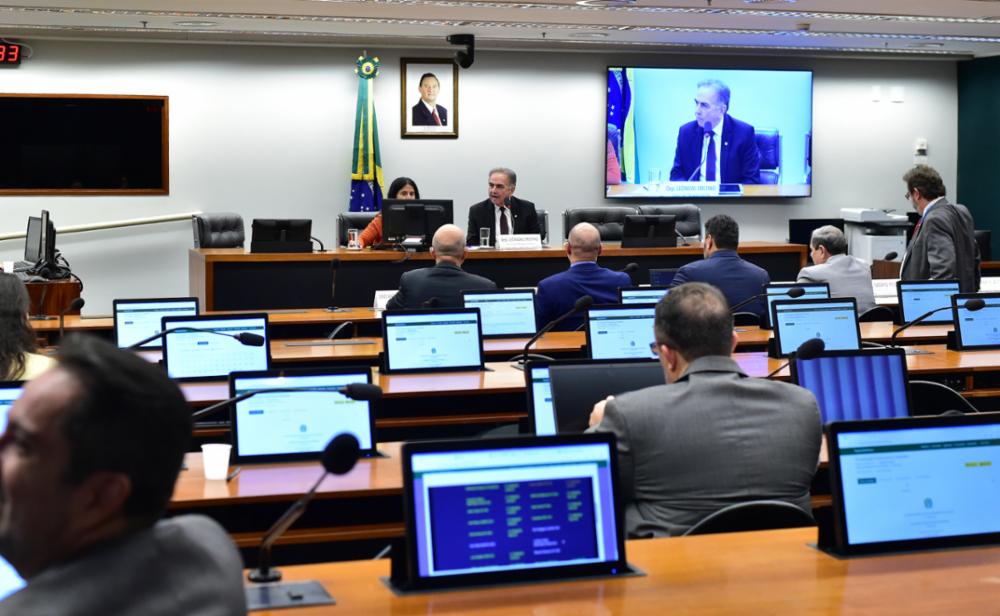 Presidente do Crea-AM participa de audiência sobre os desafios do transporte hidroviário, em Brasília