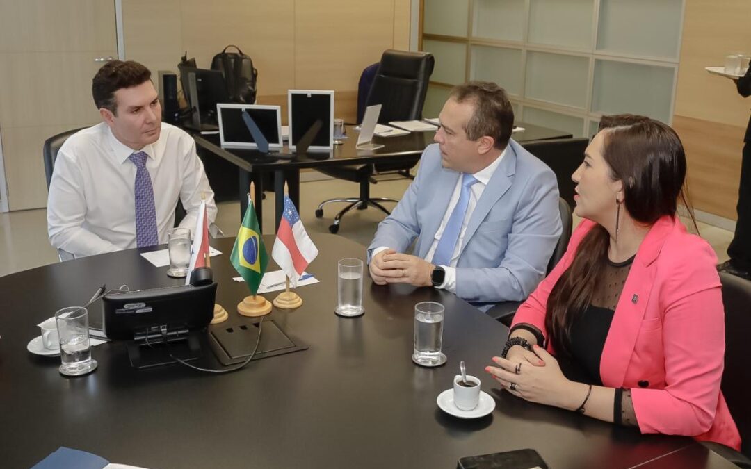 Presidente do Crea-AM, Eng. Civ. Afonso Lins, e Presidenta do Crea-PA se reúnem com o Ministro das Cidades