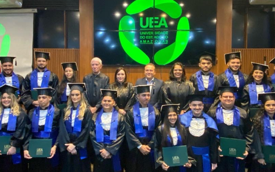 Formatura de Engenharias da UEA