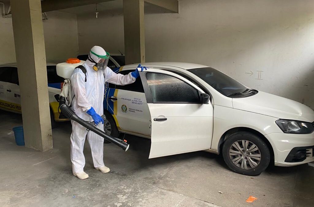 Veículos da fiscalização do Crea-AM passam por sanitização