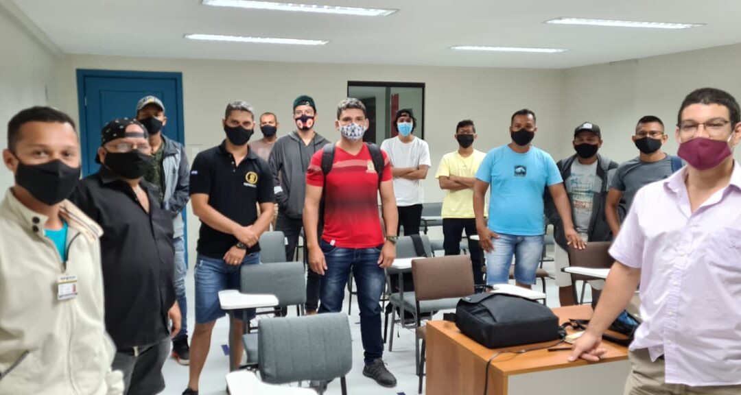 Inspetor do Crea-AM ministra palestra sobre o Sistema Confea/Crea e Mútua em Tabatinga