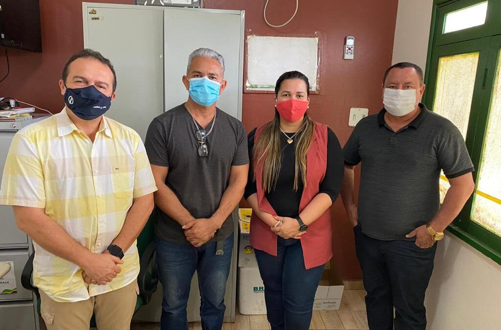 Comitiva do Crea-AM visita a sede do IDAM no Careiro Castanho