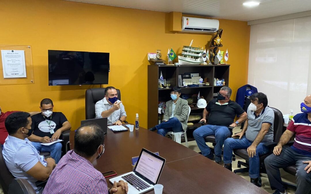 Crea apresenta ações de fiscalização a grupo de piscicultores do Amazonas e prepara Workshop para área