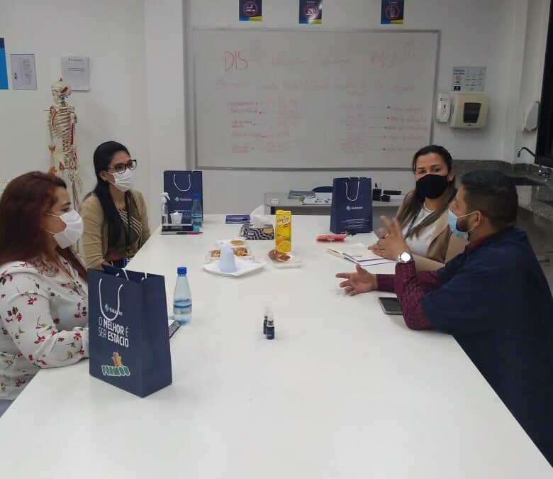 Crea-AM visita Estácio para tratar sobre Termo de Cooperação.