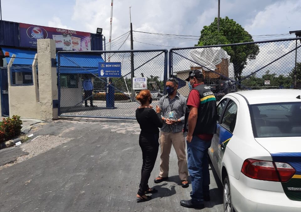 Crea-AM atende denúncias e fiscaliza empresa na Colônia Antônio Aleixo.