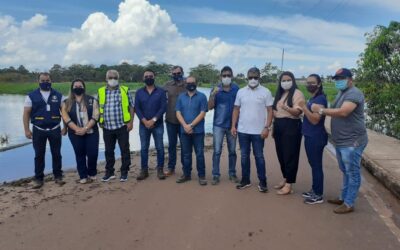 GT de Obras Públicas visita Iranduba para verificar impactos da cheia no município