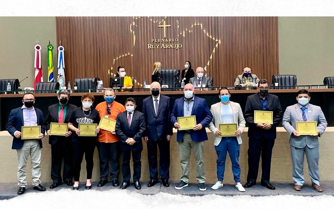 Geólogos são homenageados em Cessão de Tempo