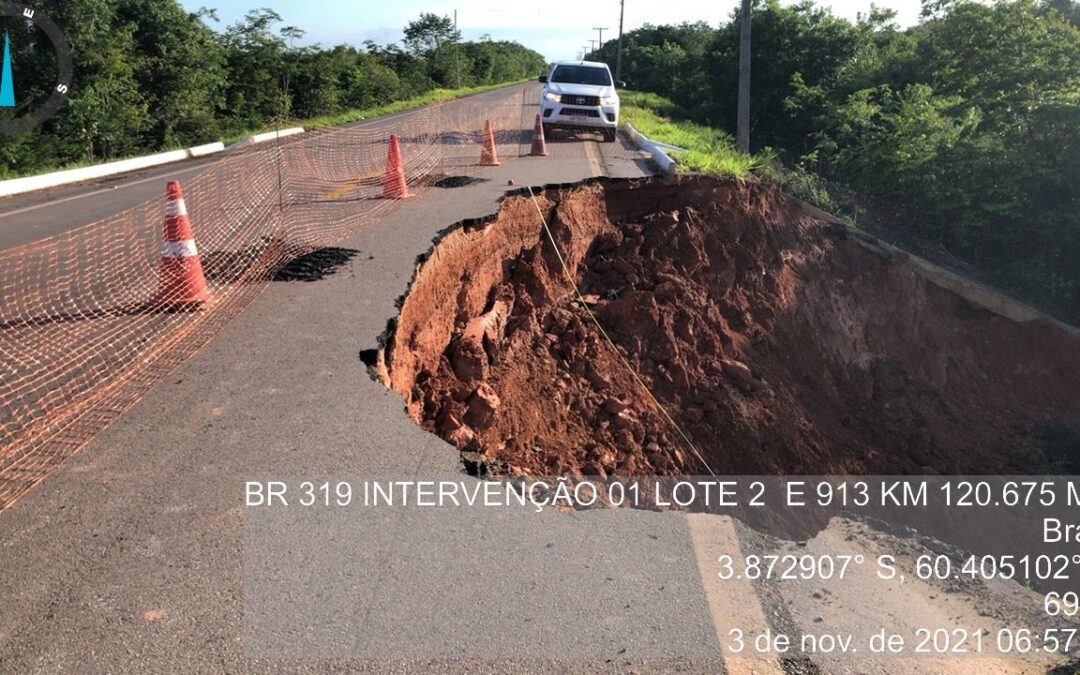 GT BR-319 pede reparos no KM 120