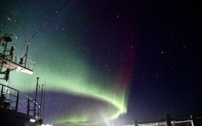 Tempestade solar chega à Terra com belas auroras e sem perigo algum