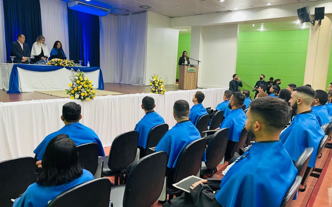 Crea-AM presente na formatura de Engenharia Civil da Unip