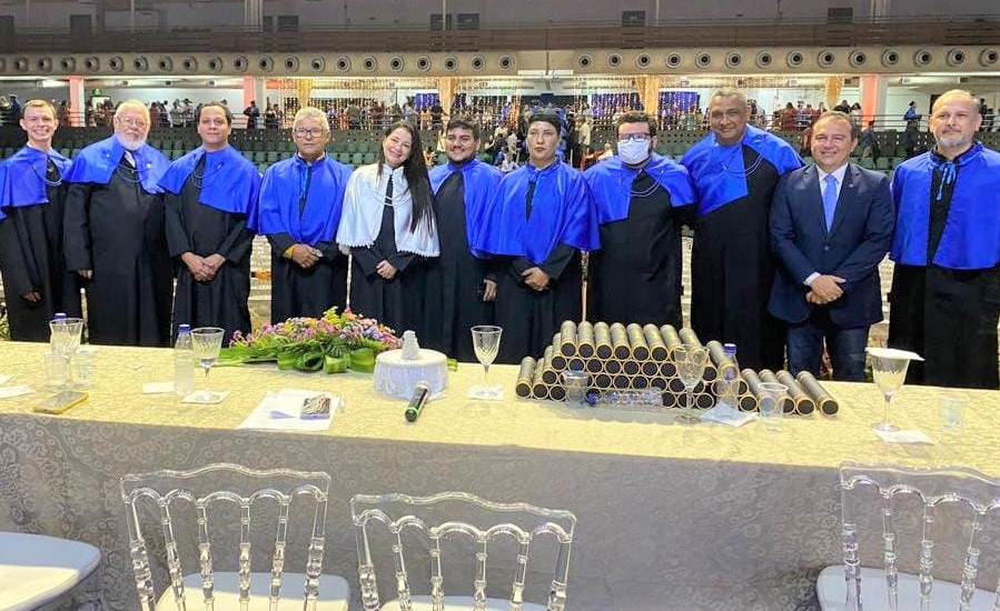 Crea-Am participa da outorga de grau de formandos de 8 cursos de Engenharia da Uninorte Manaus