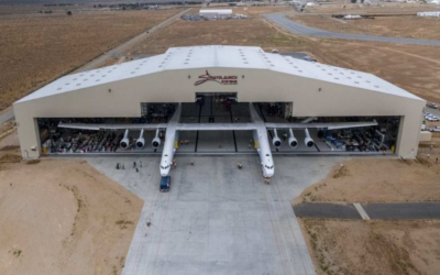 Maior avião do mundo com asa de 117 metros realizou voo teste atingindo 330 km/h
