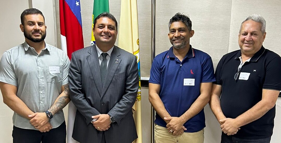 Abemec-AM e Escola Legislativa da Câmara Municipal de Manaus firmam parceria de cooperação técnica