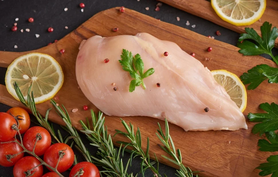 Exportações de carne de frango do Brasil crescem em novembro