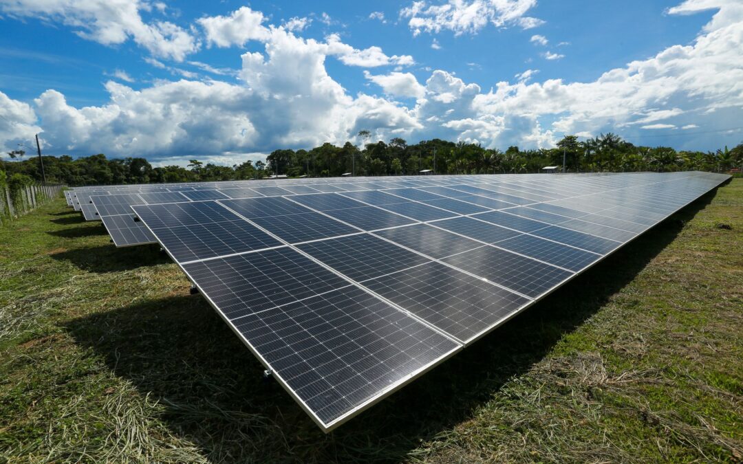 Prefeitura de Manaus inaugura maior usina de energia solar da região Norte