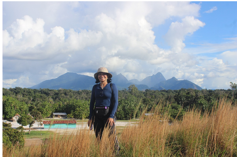 Primeira indígena geóloga do Brasil defende dissertação de mestrado em geociências