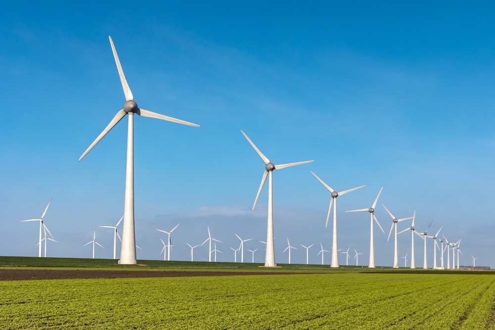 País tem recorde de capacidade instalada para geração de energia eólica e solar