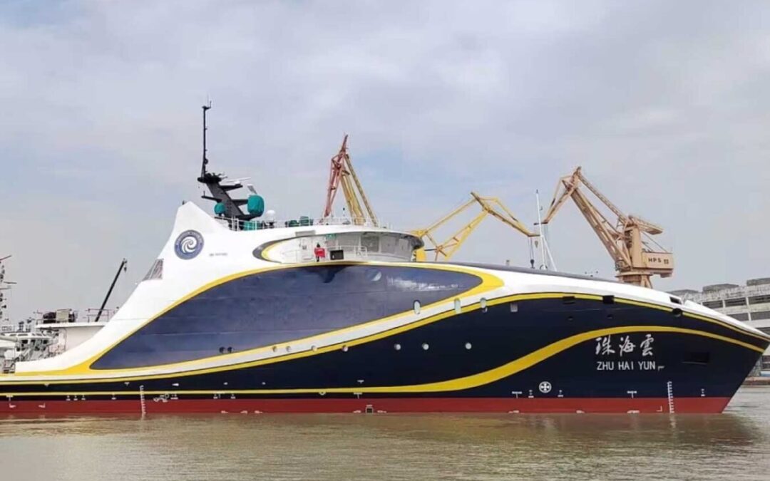 China revela primeiro navio “porta-drones” do mundo com sistema de Inteligência Artificial