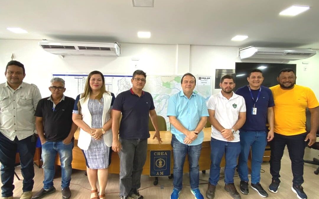 Presidente Afonso Lins Jr recebe representantes de Iranduba no Conselho