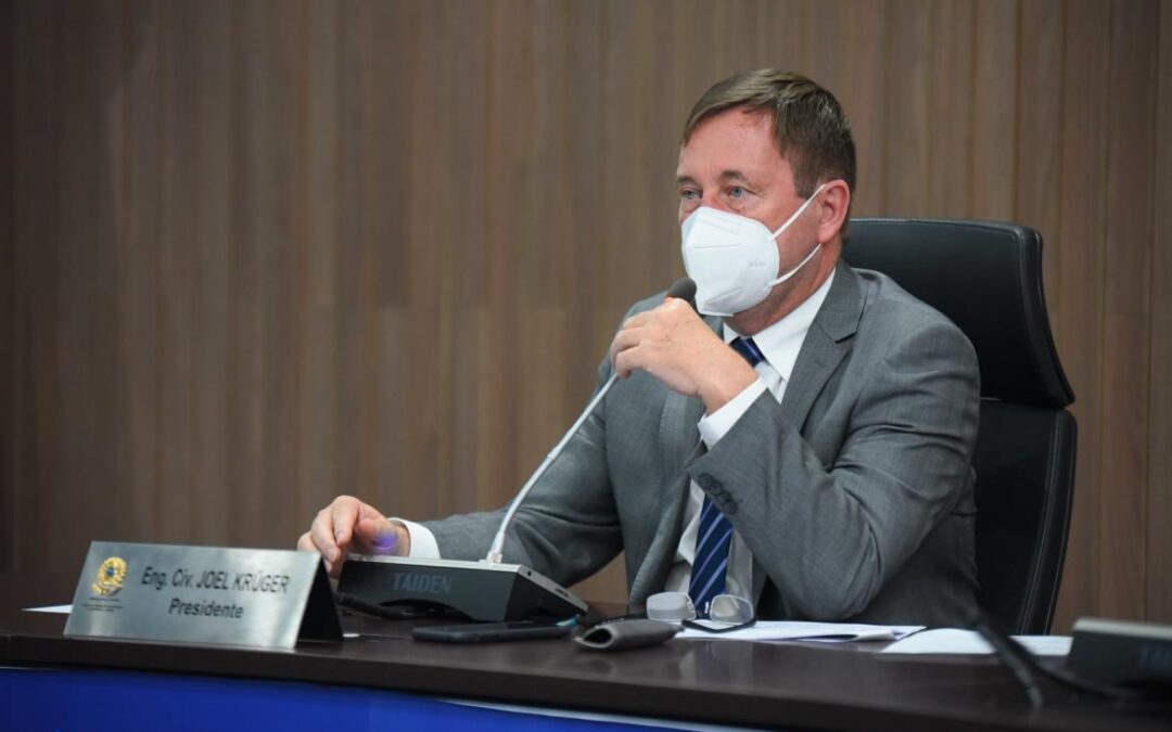 Confea aciona justiça contra resoluções do CFT da modalidade Eletricista