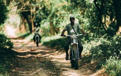 Moto elétrica movida a energia solar: usada para anti-caça