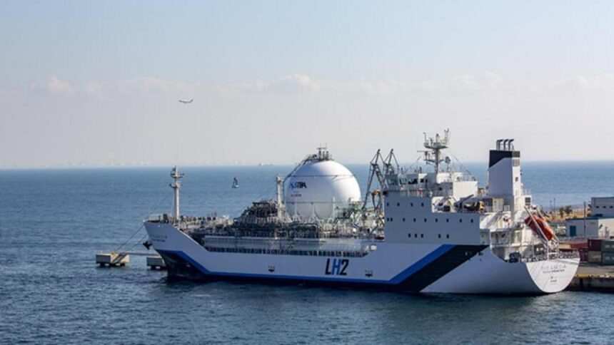 Japão constrói o primeiro navio-tanque a hidrogênio líquido do mundo