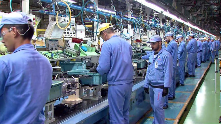 Produção da indústria brasileira recua 0,6% em agosto, diz IBGE