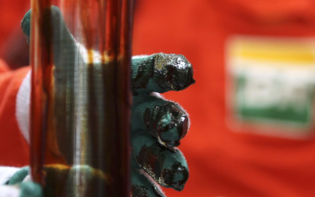 Reino Unido eliminará petróleo e derivados russos até final de 2022