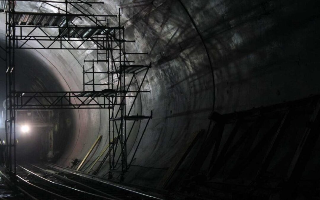 Obras iniciam na última seção do túnel ferroviário mais longo do mundo