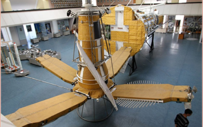 Satélite soviético de quase 40 anos é flagrado reentrando na atmosfera no Sul do Brasil