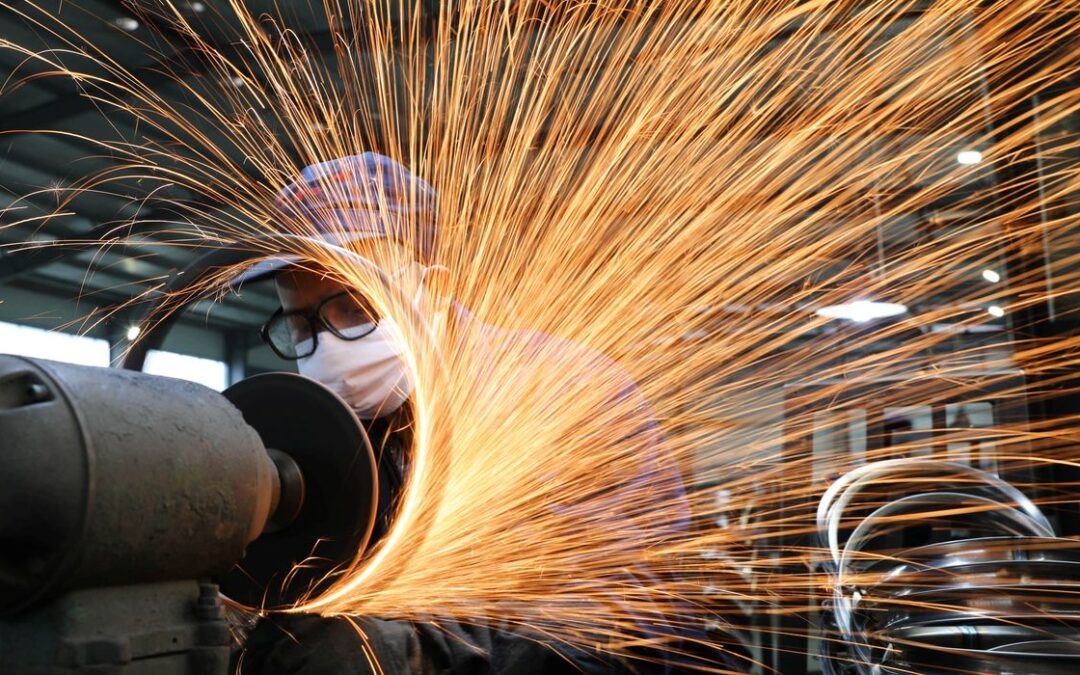 Indústria deve qualificar 9,6 milhões de pessoas até 2025